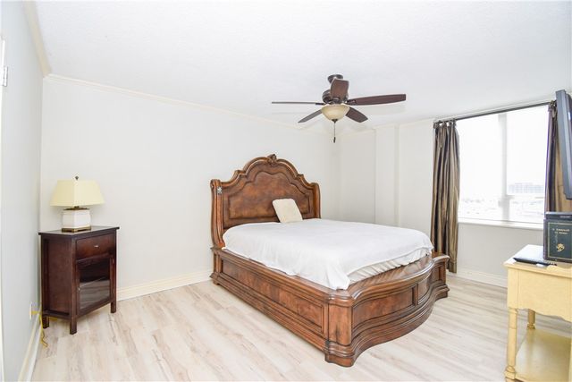 715 S Upper Broadway St 903, Corpus Christi, TX 78401