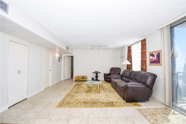 715 S Upper Broadway St 903, Corpus Christi, TX 78401