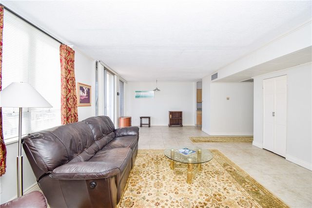 715 S Upper Broadway St 903, Corpus Christi, TX 78401