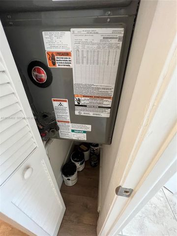 8120 Geneva Ct 554, Doral, FL 33166