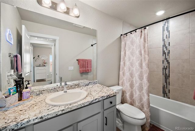 8122 Grey Bark Way, Colorado Springs, CO 80908