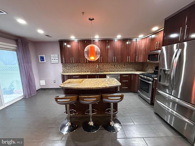 105 SILVER OAK CT, Warwick, PA 18974