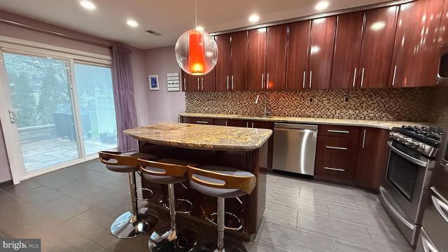 105 SILVER OAK CT, Warwick, PA 18974