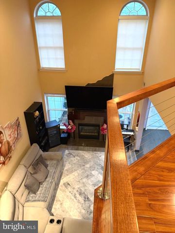 105 SILVER OAK CT, Warwick, PA 18974