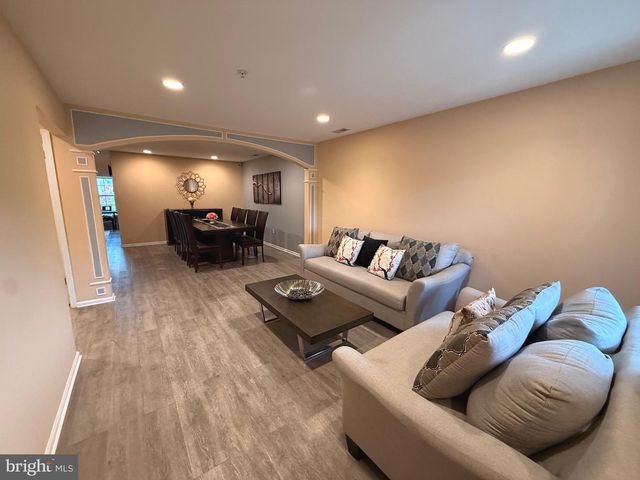 105 SILVER OAK CT, Warwick, PA 18974