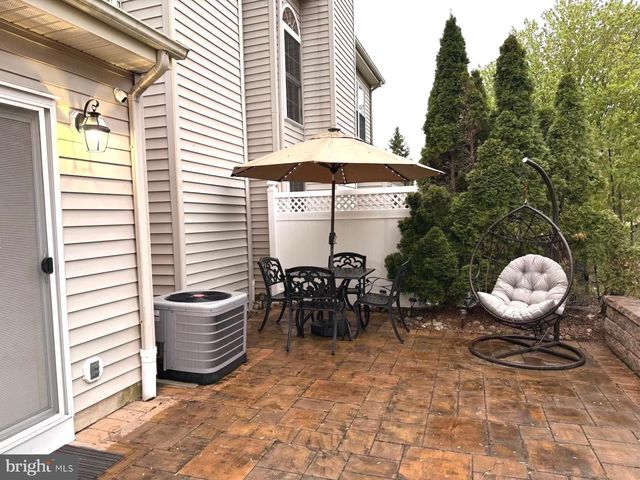 105 SILVER OAK CT, Warwick, PA 18974
