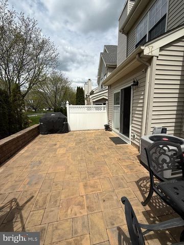105 SILVER OAK CT, Warwick, PA 18974