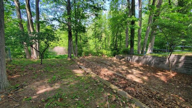 14261 Essenburg Drive, Holland, MI 49424
