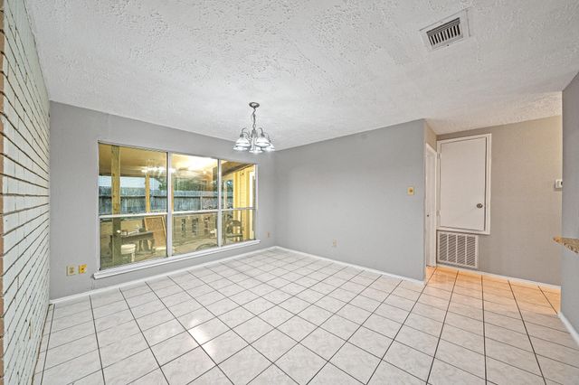 3714 Echo Grove Lane, Houston, TX 77043