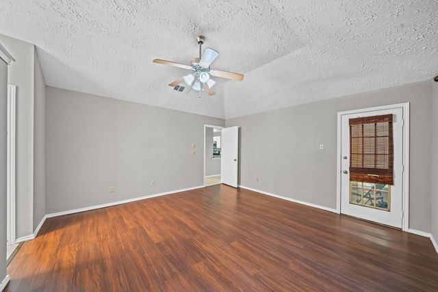 3714 Echo Grove Lane, Houston, TX 77043