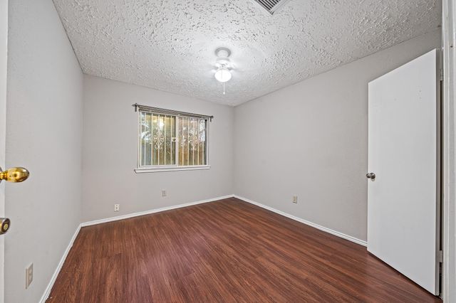 3714 Echo Grove Lane, Houston, TX 77043