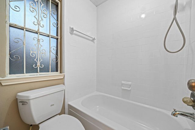 3714 Echo Grove Lane, Houston, TX 77043