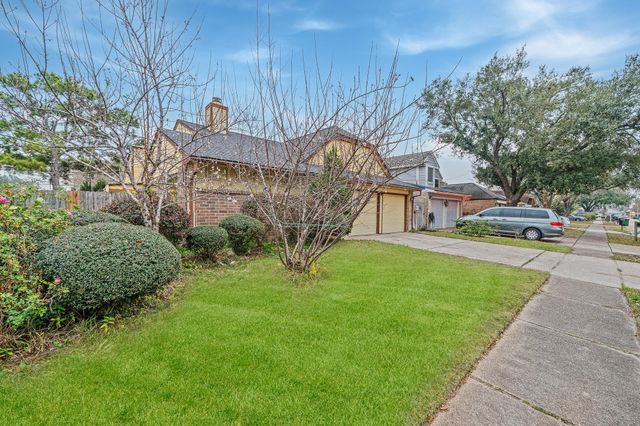 3714 Echo Grove Lane, Houston, TX 77043