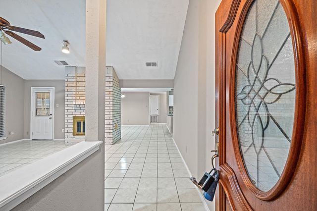 3714 Echo Grove Lane, Houston, TX 77043