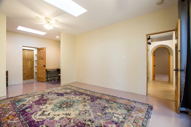 612 Rio Ruidoso Road NE, Rio Rancho, NM 87144