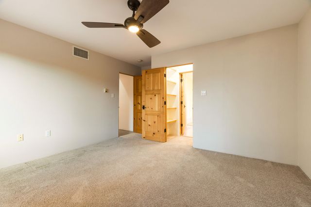 612 Rio Ruidoso Road NE, Rio Rancho, NM 87144