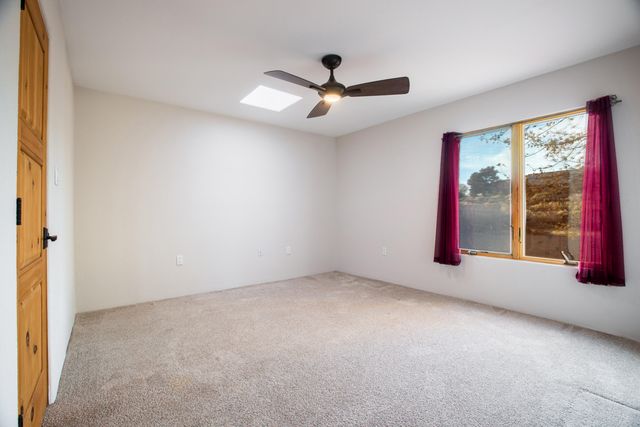 612 Rio Ruidoso Road NE, Rio Rancho, NM 87144