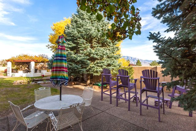 612 Rio Ruidoso Road NE, Rio Rancho, NM 87144