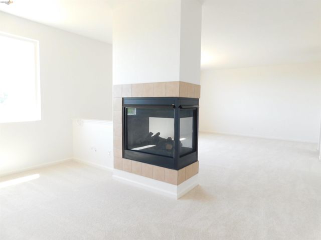 3915 Hummingbird Dr, Antioch, CA 94509