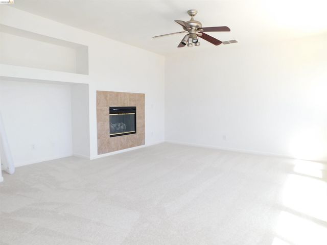 3915 Hummingbird Dr, Antioch, CA 94509