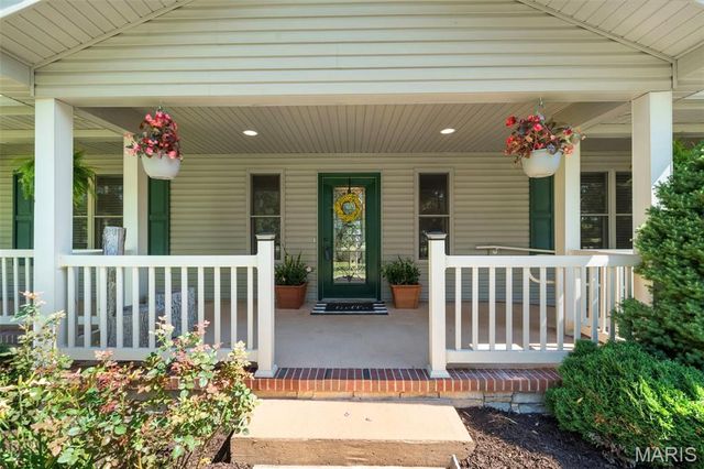 4243 Bushy Prairie Road, Fults, IL 62244