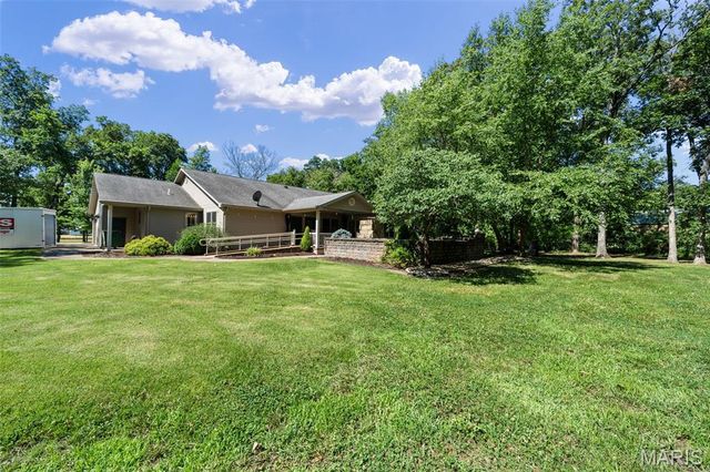 4243 Bushy Prairie Road, Fults, IL 62244