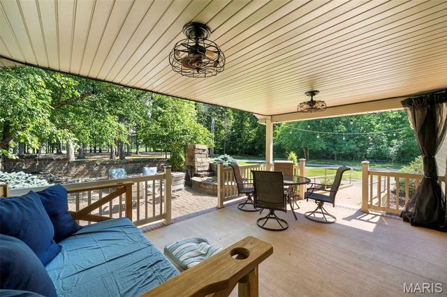 4243 Bushy Prairie Road, Fults, IL 62244