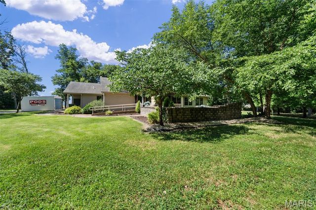 4243 Bushy Prairie Road, Fults, IL 62244