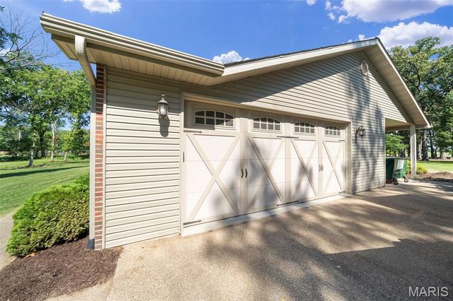 4243 Bushy Prairie Road, Fults, IL 62244