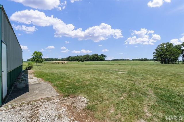 4243 Bushy Prairie Road, Fults, IL 62244