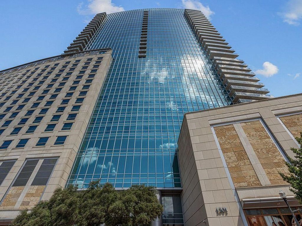 1301 Throckmorton Street 1805, Fort Worth, TX 76102 — exterior