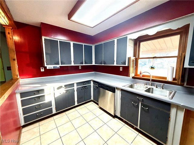 6921 National Road SE, Jacksontown, OH 43030