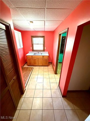 6921 National Road SE, Jacksontown, OH 43030