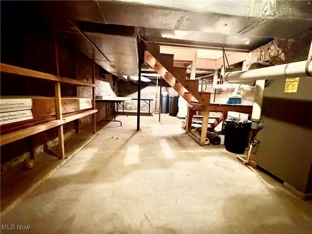 6921 National Road SE, Jacksontown, OH 43030