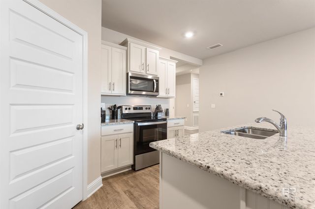 22880 Lieutenant Avenue, Foley, AL 36535