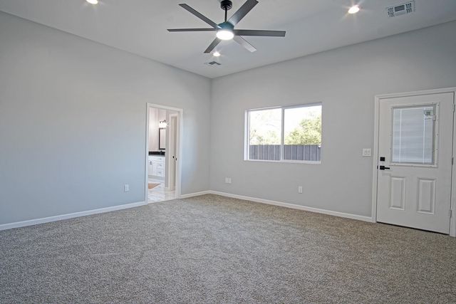 6981 ISLETA Boulevard SW, Albuquerque, NM 87105