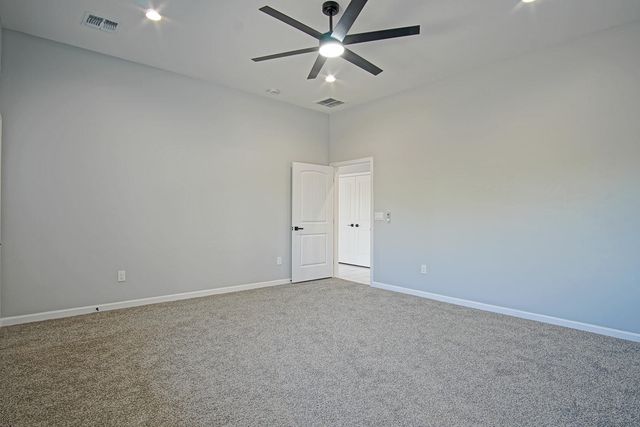 6981 ISLETA Boulevard SW, Albuquerque, NM 87105