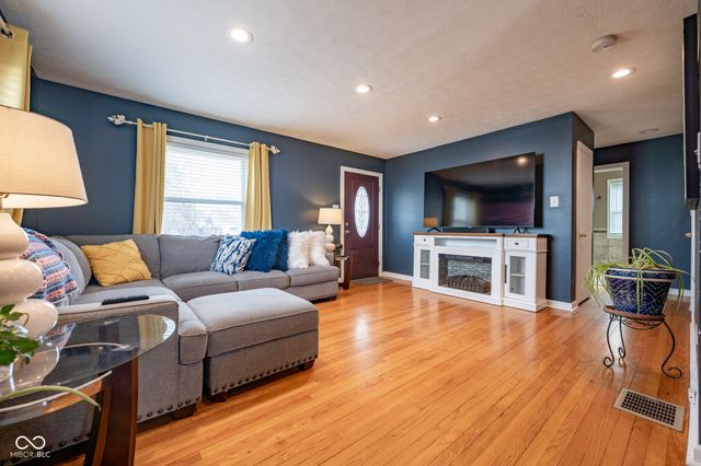 44 Iris Avenue, Indianapolis, IN 46241