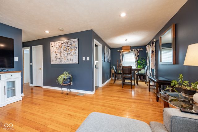 44 Iris Avenue, Indianapolis, IN 46241