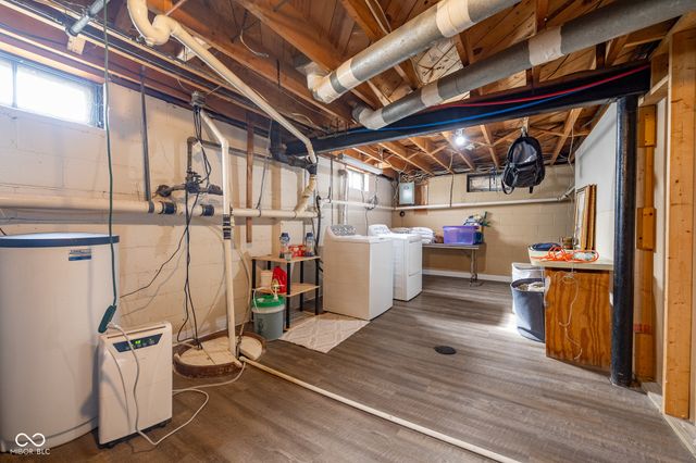 44 Iris Avenue, Indianapolis, IN 46241