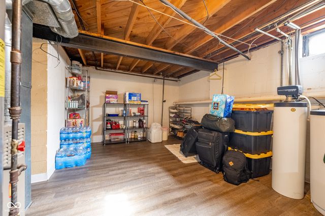 44 Iris Avenue, Indianapolis, IN 46241