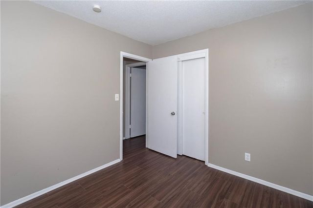 11815 Armitage Drive, Kansas City, MO 64134