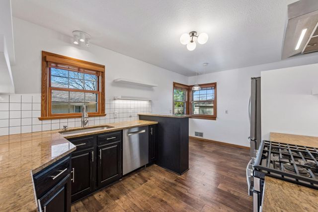 6711 Oakland Avenue, Minneapolis, MN 55423