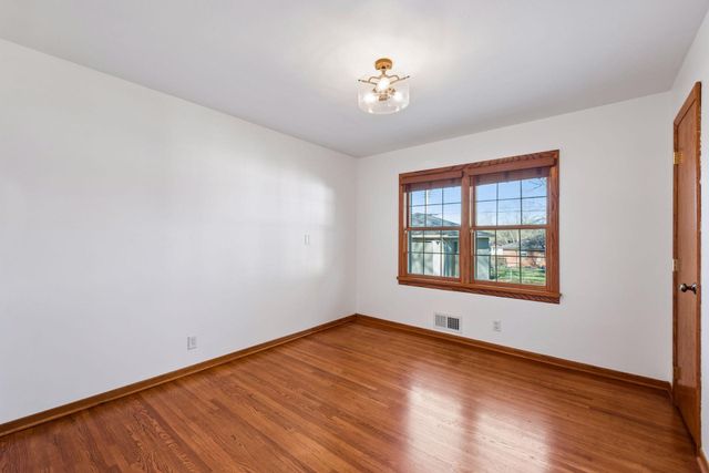 6711 Oakland Avenue, Minneapolis, MN 55423