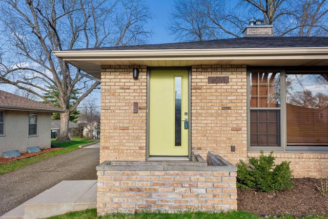 6711 Oakland Avenue, Minneapolis, MN 55423