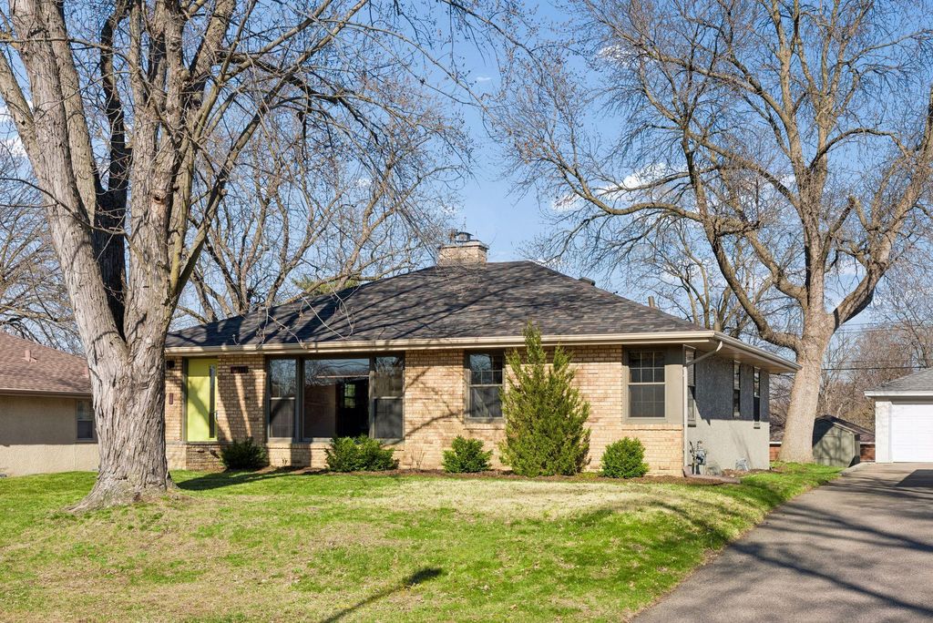 6711 Oakland Avenue, Minneapolis, MN 55423