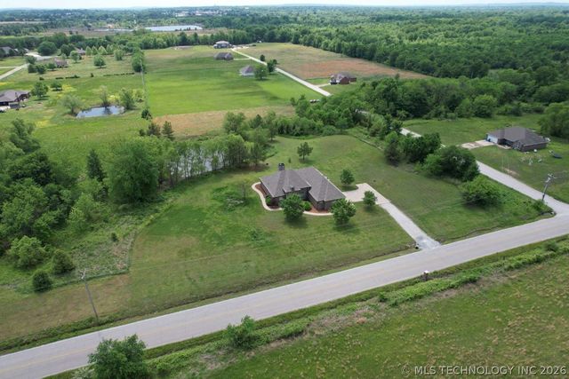 14438 Gun Club Road, Okmulgee, OK 74447