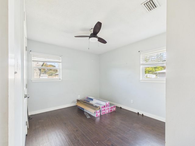 343 NW Hollywood Boulevard, Fort Walton Beach, FL 32548