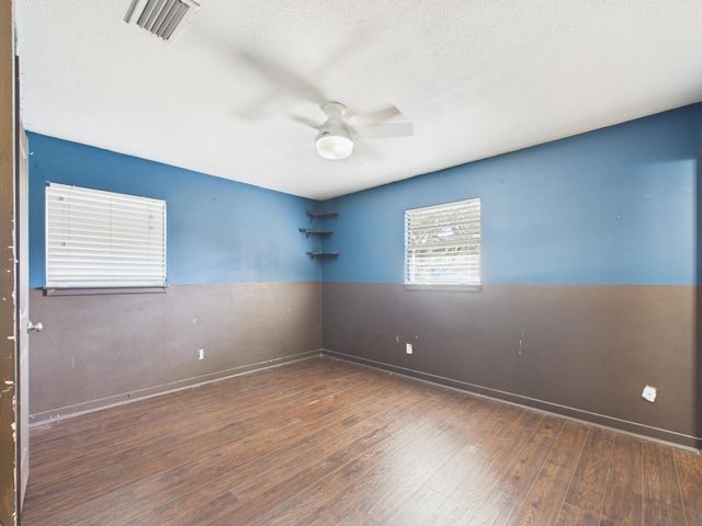 343 NW Hollywood Boulevard, Fort Walton Beach, FL 32548