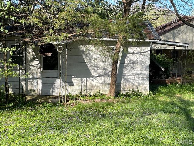 617 N 3rd Street, Piedmont, MO 63957